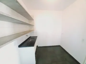 Alugar Casa / Padrão em Ribeirão Preto R$ 950,00 - Foto 5