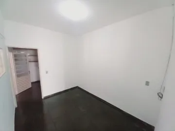 Alugar Casa / Padrão em Ribeirão Preto R$ 950,00 - Foto 7