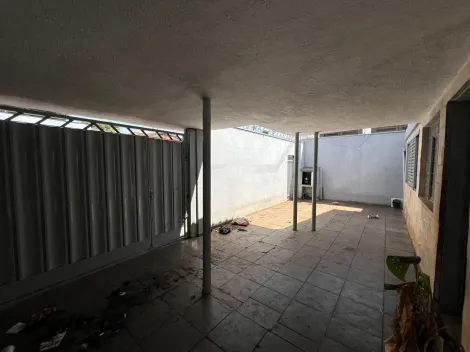 Alugar Casa / Padrão em Ribeirão Preto R$ 1.450,00 - Foto 4