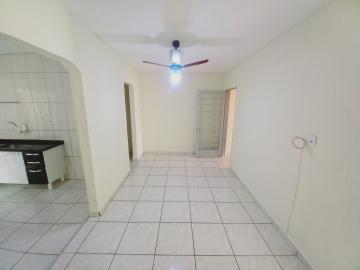Alugar Casa / Padrão em Ribeirão Preto R$ 1.500,00 - Foto 3