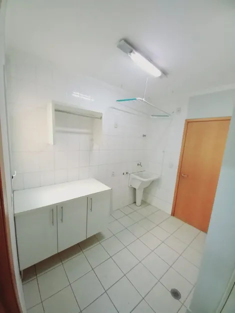 Alugar Apartamento / Padrão em Ribeirão Preto R$ 2.250,00 - Foto 5