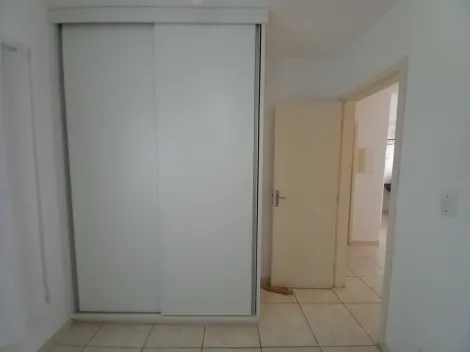 Comprar Apartamentos / Padrão em Ribeirão Preto R$ 165.000,00 - Foto 3