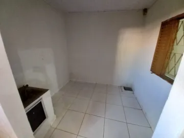 Alugar Casa / Padrão em Ribeirão Preto R$ 1.000,00 - Foto 6