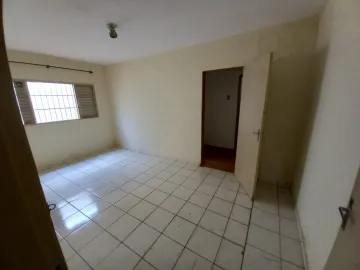 Alugar Casa / Padrão em Ribeirão Preto R$ 1.000,00 - Foto 5