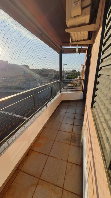 Alugar Apartamentos / Padrão em Ribeirão Preto R$ 1.400,00 - Foto 2