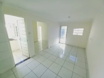 Casa / Padrão em Ribeirão Preto Alugar por R$1.300,00
