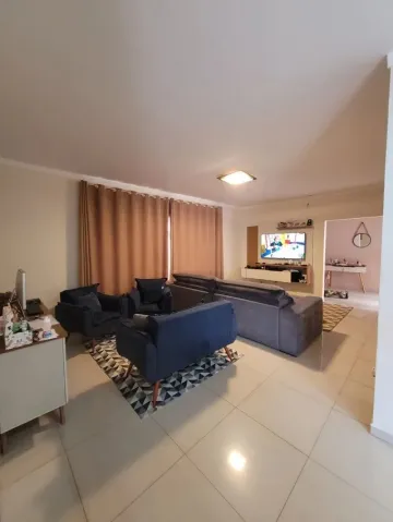 Comprar Casa / Padrão em Ribeirão Preto R$ 870.000,00 - Foto 1
