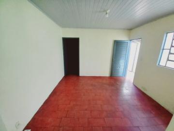 Casa / Padrão em Ribeirão Preto Alugar por R$730,00