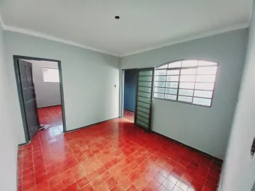 Alugar Casa / Padrão em Ribeirão Preto R$ 800,00 - Foto 1