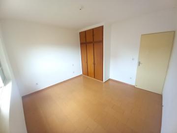 Alugar Apartamento / Padrão em Ribeirão Preto R$ 1.400,00 - Foto 2