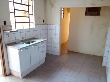 Alugar Casa / Padrão em Ribeirão Preto R$ 500,00 - Foto 8