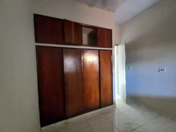 Alugar Casa / Padrão em Ribeirão Preto R$ 1.100,00 - Foto 6