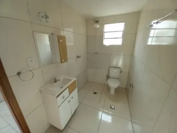 Alugar Casa / Padrão em Ribeirão Preto R$ 1.100,00 - Foto 12