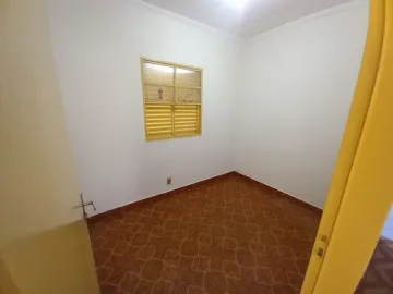 Alugar Casa / Padrão em Ribeirão Preto R$ 1.500,00 - Foto 5