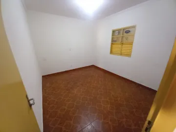 Alugar Casa / Padrão em Ribeirão Preto R$ 1.500,00 - Foto 7