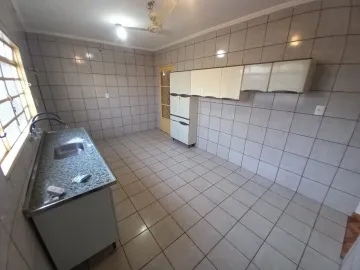 Alugar Casa / Padrão em Ribeirão Preto R$ 1.500,00 - Foto 12