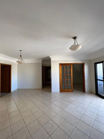 Alugar Apartamento / Padrão em Ribeirão Preto R$ 2.250,00 - Foto 32