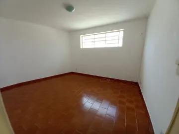 Alugar Casa / Padrão em Ribeirão Preto R$ 1.800,00 - Foto 9