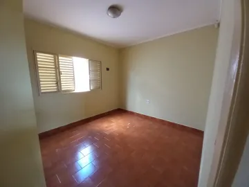 Alugar Casa / Padrão em Ribeirão Preto R$ 1.800,00 - Foto 14