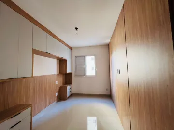 Alugar Apartamento / Padrão em Ribeirão Preto R$ 2.300,00 - Foto 2