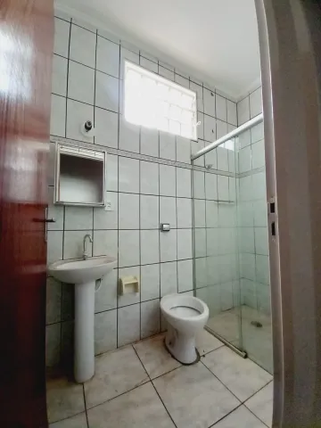 Alugar Casa / Padrão em Ribeirão Preto R$ 950,00 - Foto 8