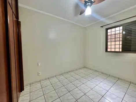 Alugar Apartamento / Padrão em Ribeirão Preto R$ 1.700,00 - Foto 12