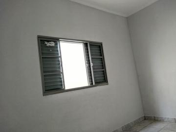 Alugar Casa / Padrão em Ribeirão Preto R$ 1.080,00 - Foto 10