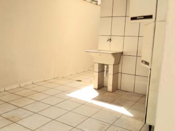 Alugar Casa / Padrão em Ribeirão Preto R$ 1.080,00 - Foto 17