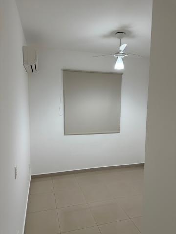 Alugar Apartamento / Padrão em Ribeirão Preto R$ 1.700,00 - Foto 8