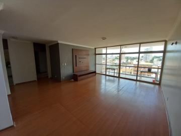 Alugar Apartamento / Padrão em Ribeirão Preto R$ 1.600,00 - Foto 1