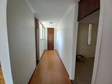 Alugar Apartamento / Padrão em Ribeirão Preto R$ 1.600,00 - Foto 13