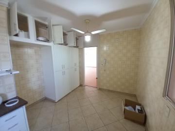 Alugar Apartamento / Padrão em Ribeirão Preto R$ 1.600,00 - Foto 5