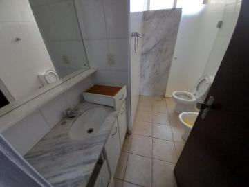 Alugar Apartamento / Padrão em Ribeirão Preto R$ 1.600,00 - Foto 14