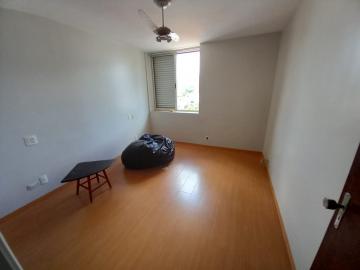 Alugar Apartamento / Padrão em Ribeirão Preto R$ 1.600,00 - Foto 8