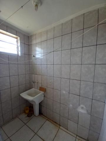 Alugar Apartamento / Padrão em Ribeirão Preto R$ 1.100,00 - Foto 6