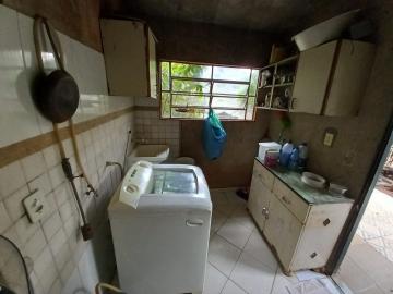 Alugar Casa / Padrão em Ribeirão Preto R$ 1.400,00 - Foto 11