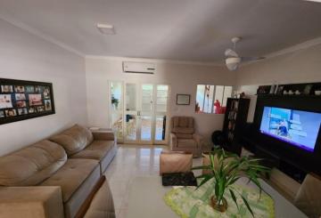 Comprar Casa / Padrão em Ribeirão Preto R$ 275.600,00 - Foto 1