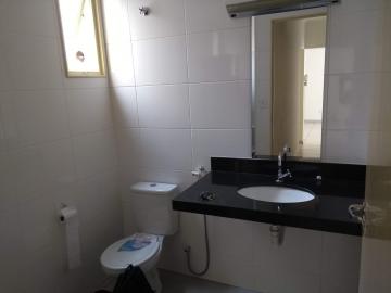 Alugar Apartamento / Padrão em Ribeirão Preto R$ 1.100,00 - Foto 5