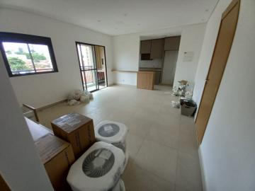 Alugar Apartamentos / Padrão em Ribeirão Preto R$ 2.200,00 - Foto 3