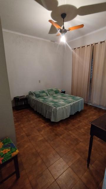 Alugar Casa / Padrão em Ribeirão Preto R$ 1.500,00 - Foto 9