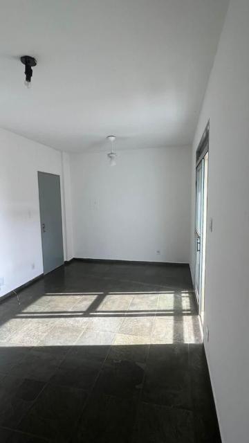 Alugar Apartamento / Padrão em Ribeirão Preto R$ 1.400,00 - Foto 2