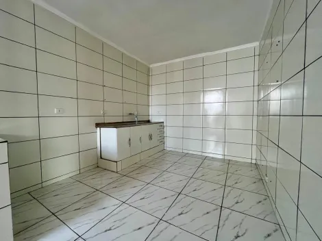 Alugar Casa / Padrão em Ribeirão Preto R$ 1.100,00 - Foto 6