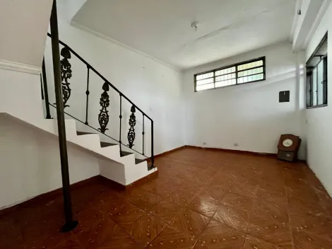 Alugar Casa / Padrão em Ribeirão Preto R$ 1.100,00 - Foto 3