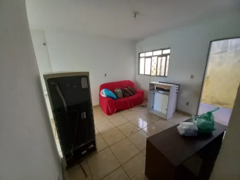 Alugar Casa / Padrão em Ribeirão Preto R$ 550,00 - Foto 3