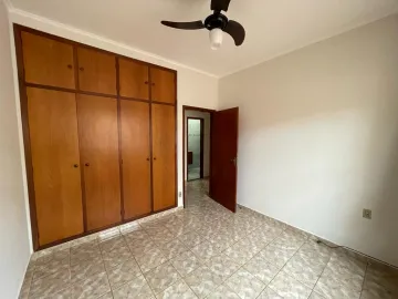 Alugar Casa / Padrão em Ribeirão Preto R$ 3.500,00 - Foto 9