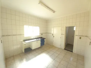 Alugar Casa / Padrão em Ribeirão Preto R$ 1.600,00 - Foto 5