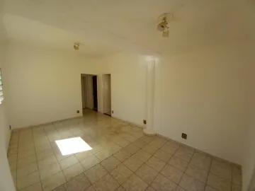 Alugar Casa / Padrão em Ribeirão Preto R$ 1.600,00 - Foto 4