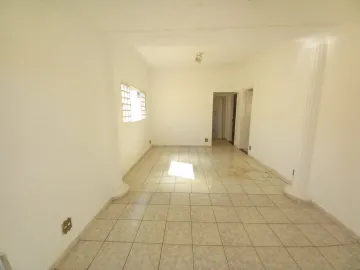 Alugar Casa / Padrão em Ribeirão Preto R$ 1.600,00 - Foto 3