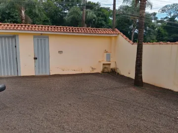 Casa / Chácara - Rancho em Ribeirão Preto Alugar por R$4.200,00