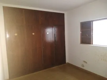 Casa / Padrão em Ribeirão Preto , Comprar por R$330.000,00